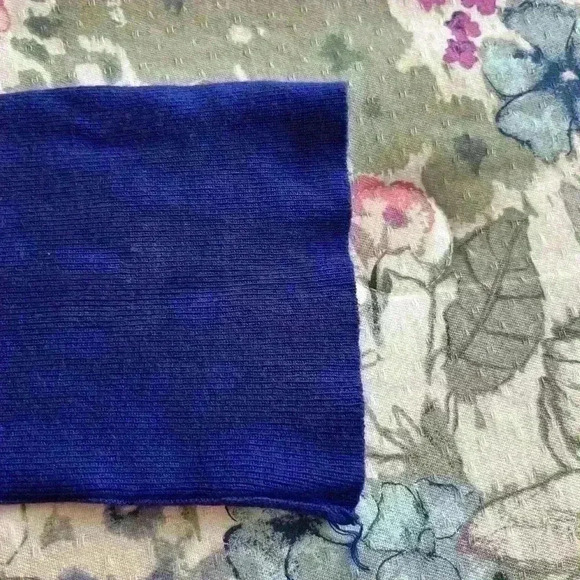 Women Roz&Ali blouse size XL. In like new condition.​​​​​​​​​​​​​​​​​​​​ - Picture 3 of 5